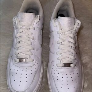 White air forces size 8
